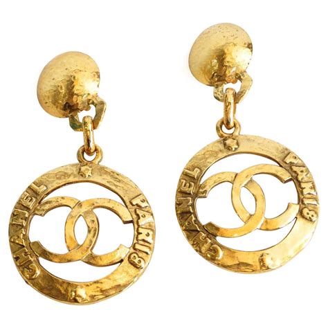 vintage chanel hoop earrings